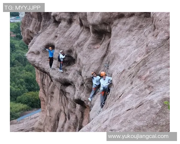 广州排球队耐力训练揭秘助力球队在赛场上勇攀高峰 广州排球队耐力训练揭秘助力球队在赛场上勇攀高峰