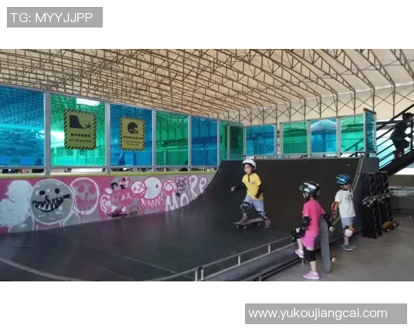 滑板战术解析：广州滑板队独特盯防体系的深度剖析与应用探讨