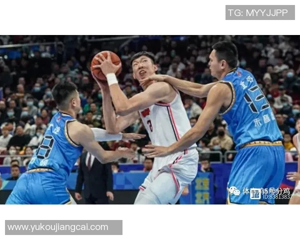 深圳篮球队比赛经验变革引发热议探索新战术与团队协作的未来发展